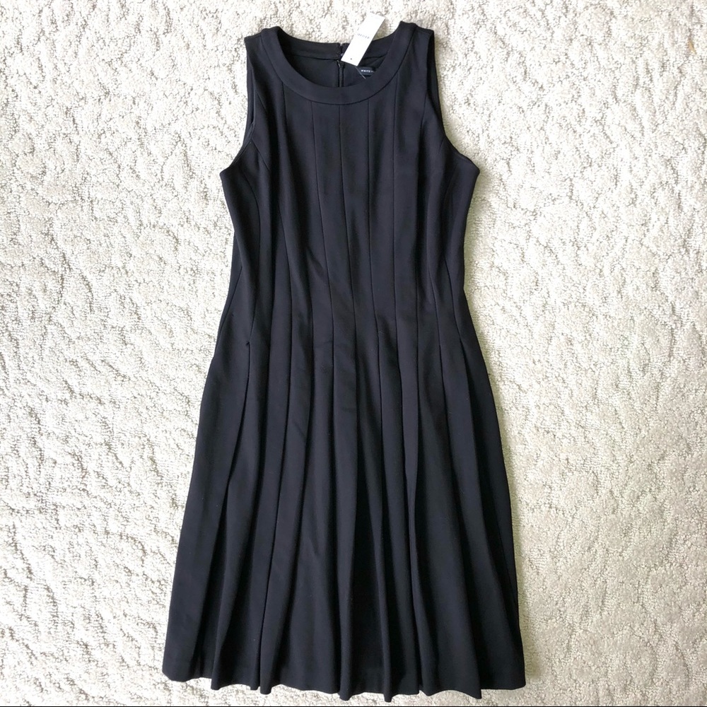 WHBM Dress Pleated 8 Sleeveless NEW